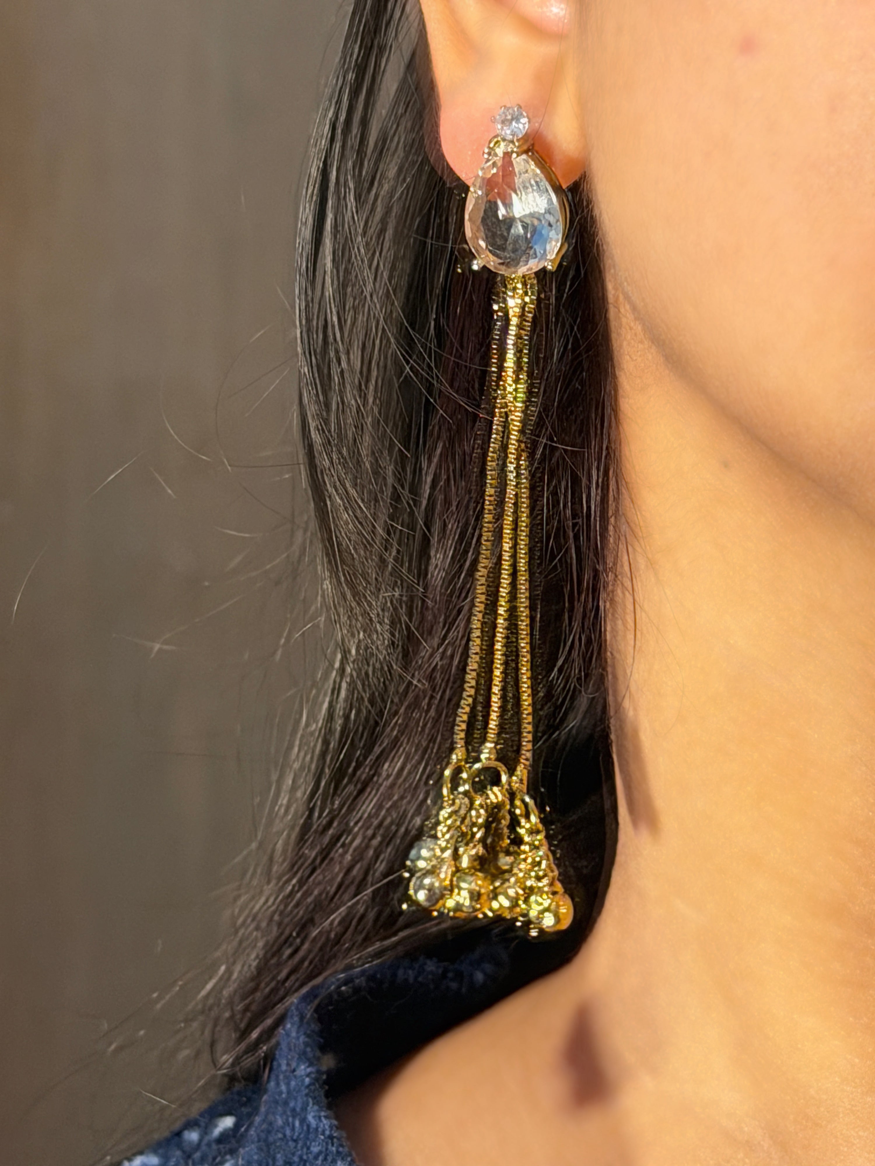 Aira Drop Earrings