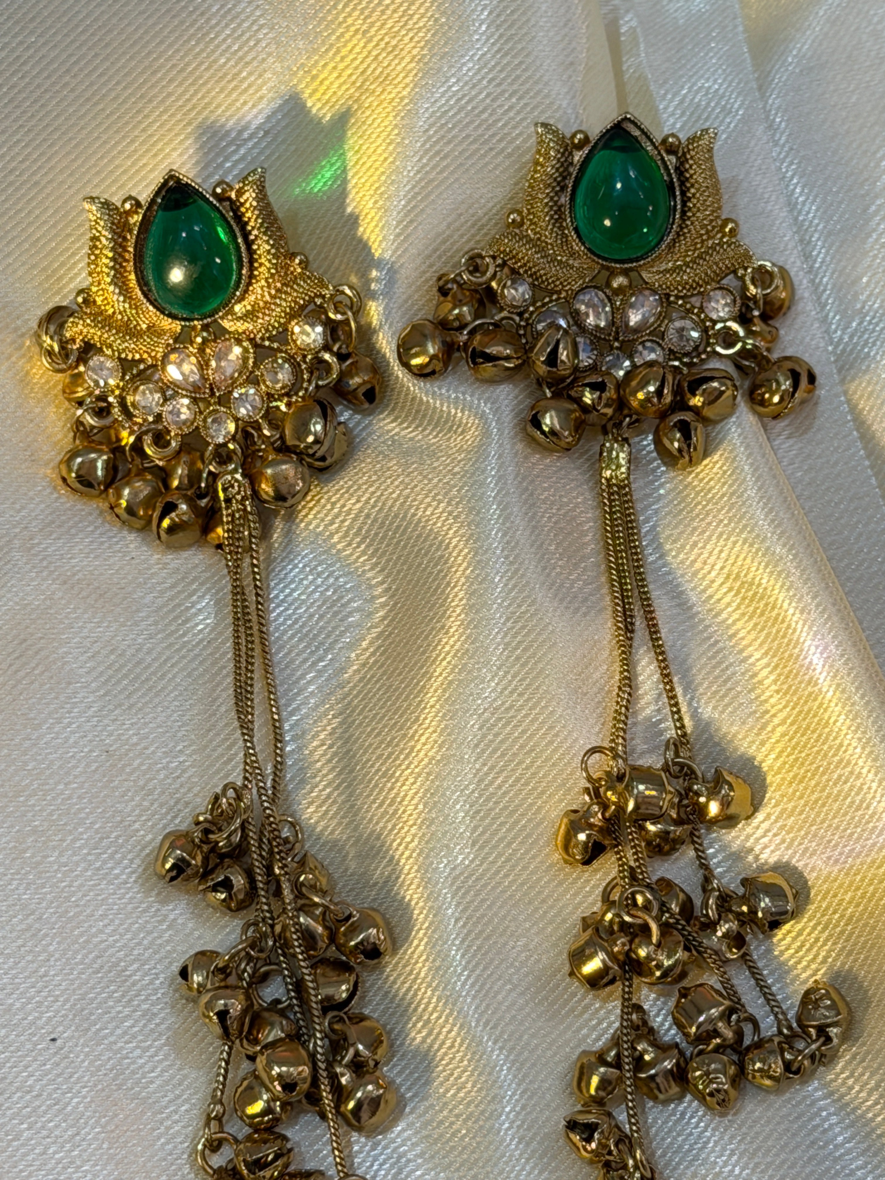 Emerald Noor Jhumka