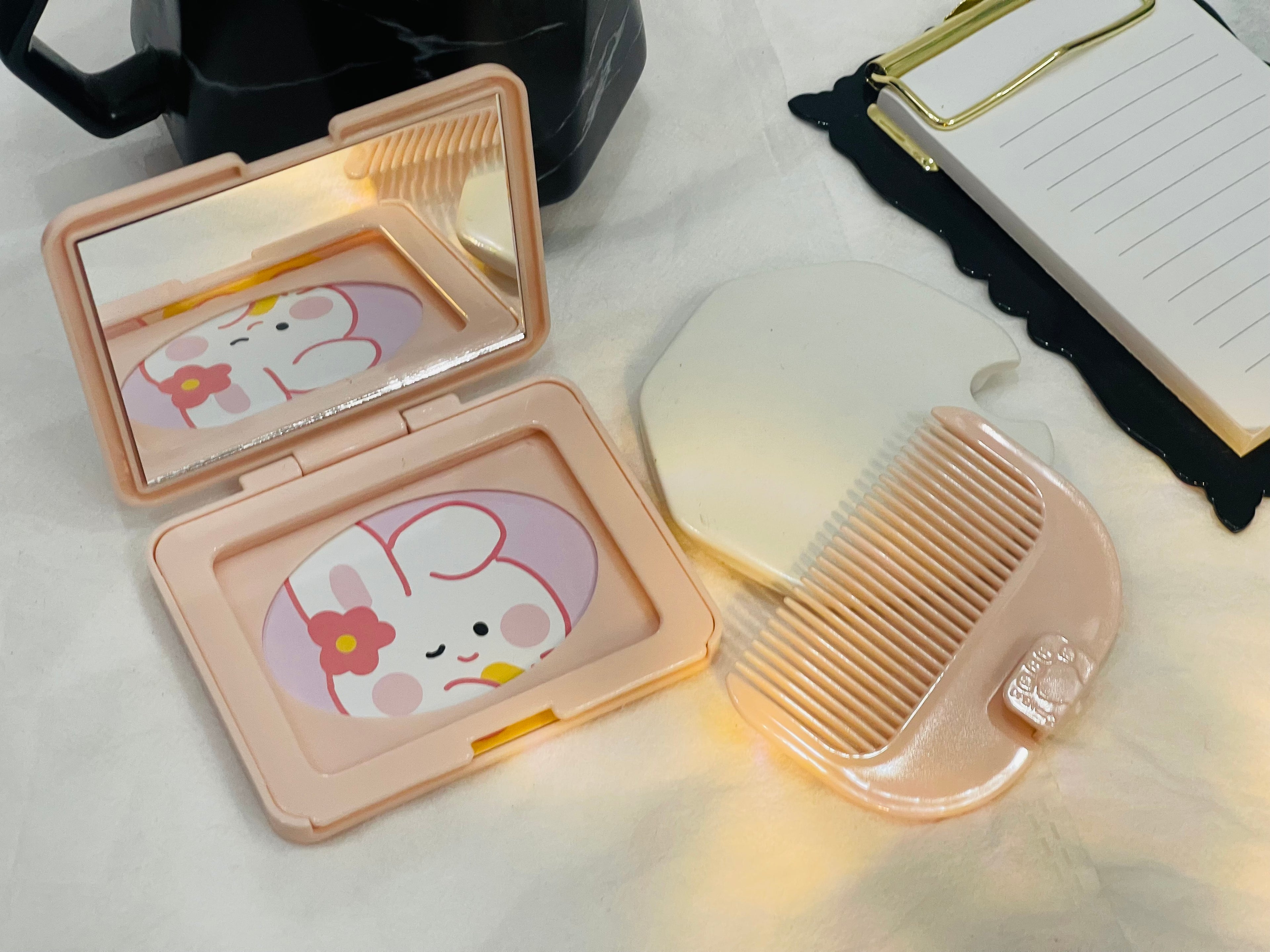 Compact Mirror & Comb Duo