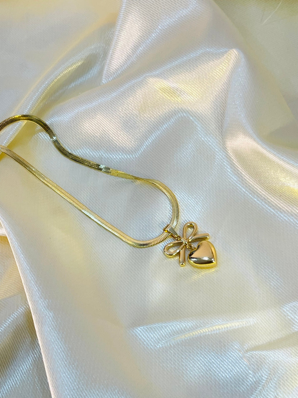 Sweetheart Bow Pendant(Anti-tarnish)