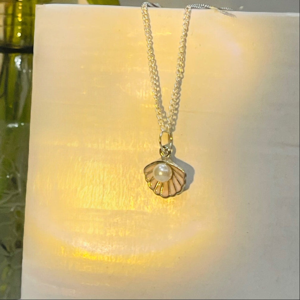 Pearl shell Pendant